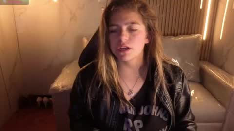 _kitten_1 online show from January 2026 03:20:02 AM