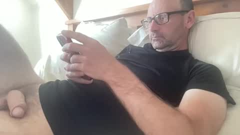 Snapshot of _kiwi_cock chatting on November 2025 09:39:01 PM Kiwi online show from November 2025 09:39:01 PM