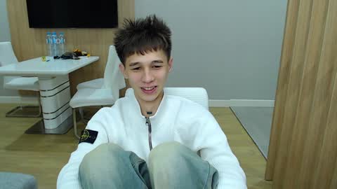 Kurt online show from December 2024 12:02:01 AM