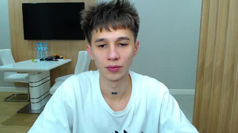 Kurt online show from December 2024 03:02:02 AM