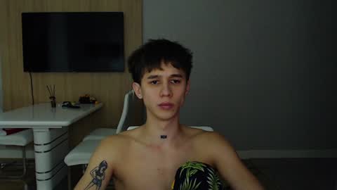 Kurt online show from January 2025 04:33:01 AM