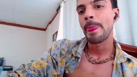 Snapshot of _kurt420 chatting on May 2026 08:03:01 PM KURT online show from May 2026 08:03:01 PM