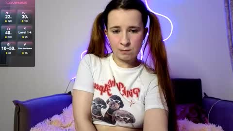 _kylle_ online show from November 2025 08:21:02 PM