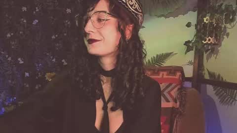 Snapshot of _lady_luna_ chatting on February 2025 12:16:01 AM Lady Luna online show from February 2025 12:16:01 AM