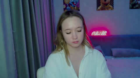 Snapshot of _lalune_ chatting on December 2024 10:44:02 PM _lalune_ online show from December 2024 10:44:02 PM