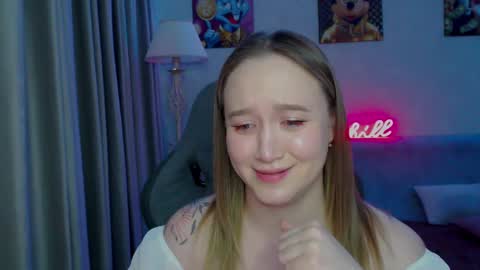 Snapshot of _lalune_ chatting on February 2025 05:21:02 PM _lalune_ online show from February 2025 05:21:02 PM