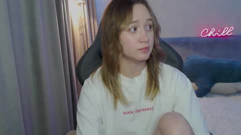 Snapshot of _lalune_ chatting on February 2025 07:38:02 PM _lalune_ online show from February 2025 07:38:02 PM