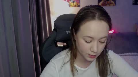 Snapshot of _lalune_ chatting on September 2025 11:49:02 PM _lalune_ online show from September 2025 11:49:02 PM