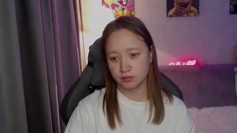 Snapshot of _lalune_ chatting on September 2025 08:04:01 AM _lalune_ online show from September 2025 08:04:01 AM