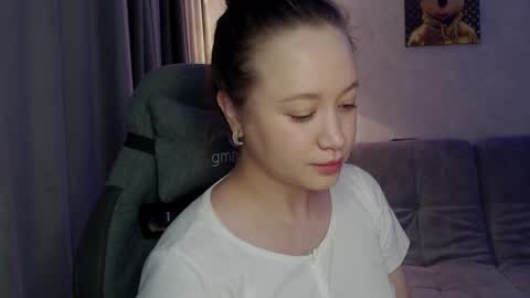 Snapshot of _lalune_ chatting on November 2025 03:29:02 AM _lalune_ online show from November 2025 03:29:02 AM