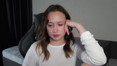 Snapshot of _lalune_ chatting on November 2025 10:53:02 PM _lalune_ online show from November 2025 10:53:02 PM