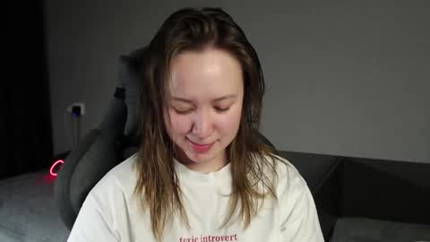 Snapshot of _lalune_ chatting on November 2025 08:56:01 PM _lalune_ online show from November 2025 08:56:01 PM