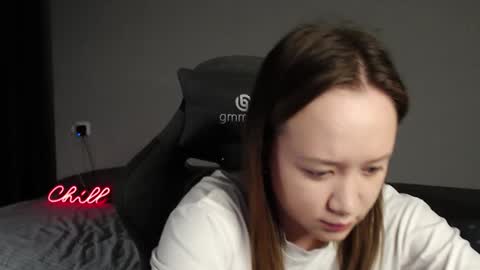 Snapshot of _lalune_ chatting on November 2025 10:30:01 AM _lalune_ online show from November 2025 10:30:01 AM