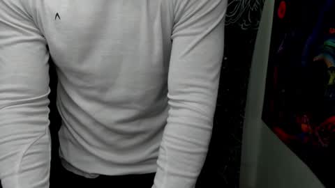 Snapshot of _layne chatting on December 2024 07:07:02 PM Layne online show from December 2024 07:07:02 PM