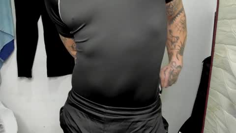 Snapshot of _layne chatting on January 2025 01:38:01 AM Layne online show from January 2025 01:38:01 AM