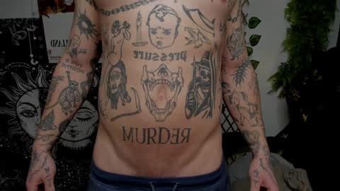 Snapshot of _layne chatting on February 2025 02:49:02 AM Layne online show from February 2025 02:49:02 AM