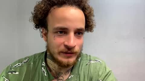 Snapshot of _layne chatting on October 2025 07:10:02 AM Layne online show from October 2025 07:10:02 AM