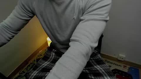 Snapshot of _layne chatting on November 2025 10:13:02 AM Layne online show from November 2025 10:13:02 AM