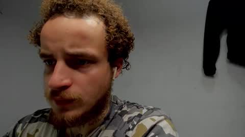 Snapshot of _layne chatting on November 2025 07:25:02 AM Layne online show from November 2025 07:25:02 AM