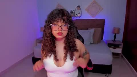 Snapshot of _lilly_miller chatting on November 2025 08:12:01 PM Liily online show from November 2025 08:12:01 PM