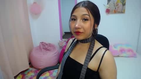   linrose   online show from March 2026 06:24:02 PM