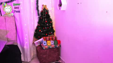 Ivy 3 online show from January 2025 10:37:01 PM