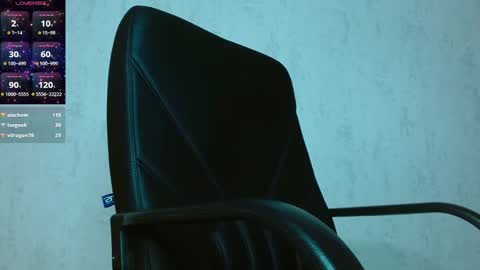 Mila  online show from December 2024 05:00:01 PM