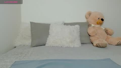 Mila  online show from January 2025 02:02:02 PM