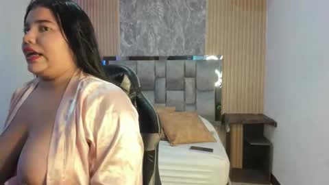 _liv__ online show from February 2026 09:16:01 PM