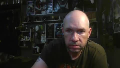 Snapshot of _longfellow chatting on October 2025 02:51:02 AM That guy online show from October 2025 02:51:02 AM