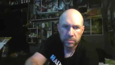 Snapshot of _longfellow chatting on October 2025 04:32:01 AM That guy online show from October 2025 04:32:01 AM