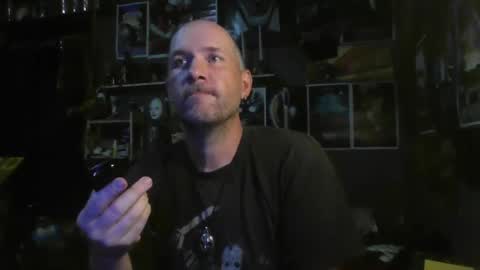 Snapshot of _longfellow chatting on October 2025 12:22:02 AM That guy online show from October 2025 12:22:02 AM