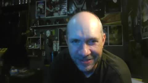 Snapshot of _longfellow chatting on October 2025 02:34:01 AM That guy online show from October 2025 02:34:01 AM