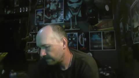 Snapshot of _longfellow chatting on October 2025 07:02:01 PM That guy online show from October 2025 07:02:01 PM