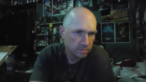 That guy online show from April 2026 10:34:01 PM