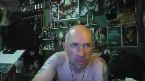 Snapshot of _longfellow chatting on July 2026 06:34:02 PM That guy online show from July 2026 06:34:02 PM