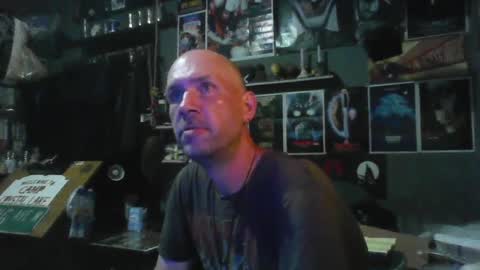 Snapshot of _longfellow chatting on July 2026 03:22:01 AM That guy online show from July 2026 03:22:01 AM