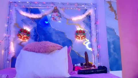 Lorrayne online show from December 2025 12:11:02 PM