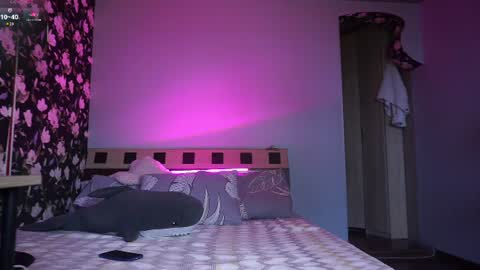 Snapshot of _lovely_mikh chatting on June 2026 02:59:02 PM Lovely online show from June 2026 02:59:02 PM