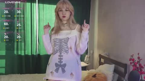 _lucystars online show from April 2026 11:08:01 AM