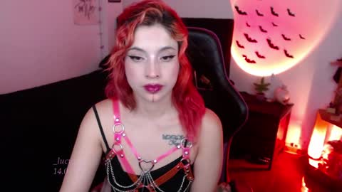 Snapshot of _lucyx__ chatting on January 2025 11:58:02 PM Queen.  Help me reach 100 thumbs up  online show from January 2025 11:58:02 PM
