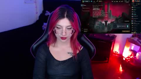 Snapshot of _lucyx__ chatting on March 2025 11:16:02 PM Queen.  Help me reach 100 thumbs up  online show from March 2025 11:16:02 PM