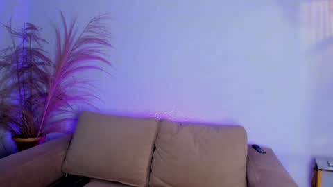 Snapshot of _luna_dupont_ chatting on December 2024 08:14:02 PM  Luna  online show from December 2024 08:14:02 PM