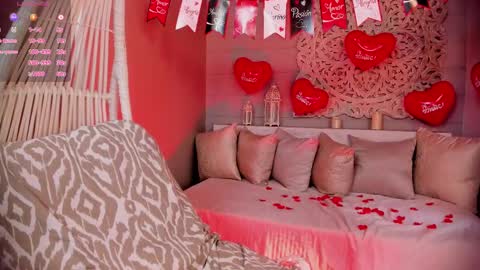 Snapshot of _luna_dupont_ chatting on February 2025 02:02:01 PM  Luna  online show from February 2025 02:02:01 PM