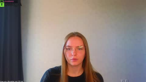 Welcome guys  Pleasure to see you all here  My name is Lysafeta and MichaelaTip menu is active Private is open  online show from September 2025 10:04:02 AM