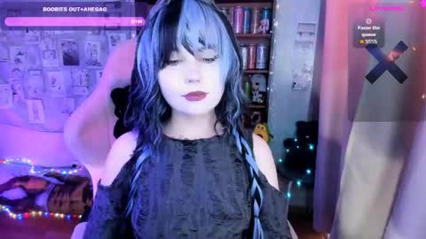 Snapshot of _m_o_n_s_t_e_r_e_n_e_r_g_y_ chatting on April 2026 02:31:01 AM Mia online show from April 2026 02:31:01 AM
