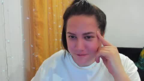 Snapshot of _madalexa_ chatting on May 2026 08:49:01 PM Alexa online show from May 2026 08:49:01 PM