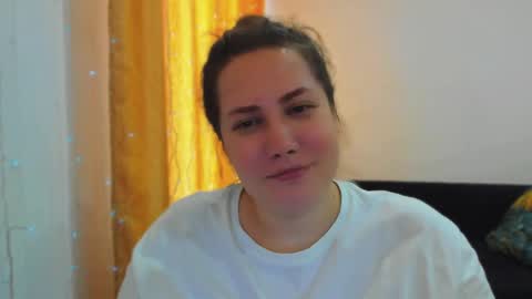 Snapshot of _madalexa_ chatting on May 2026 04:30:01 AM Alexa online show from May 2026 04:30:01 AM