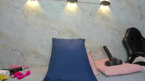 Maddy online show from January 2025 11:56:01 AM