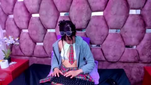 _maleja_19 online show from March 2025 08:19:02 AM